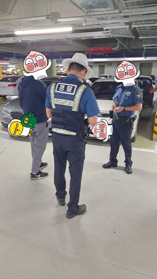 a91d442858fc3c24b9f61d91bcf648e7.webp.ren.jpg 내 친구 bmw랑 엘리전 중이다