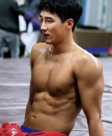 안보현 피지컬 ㅎㄷㄷ