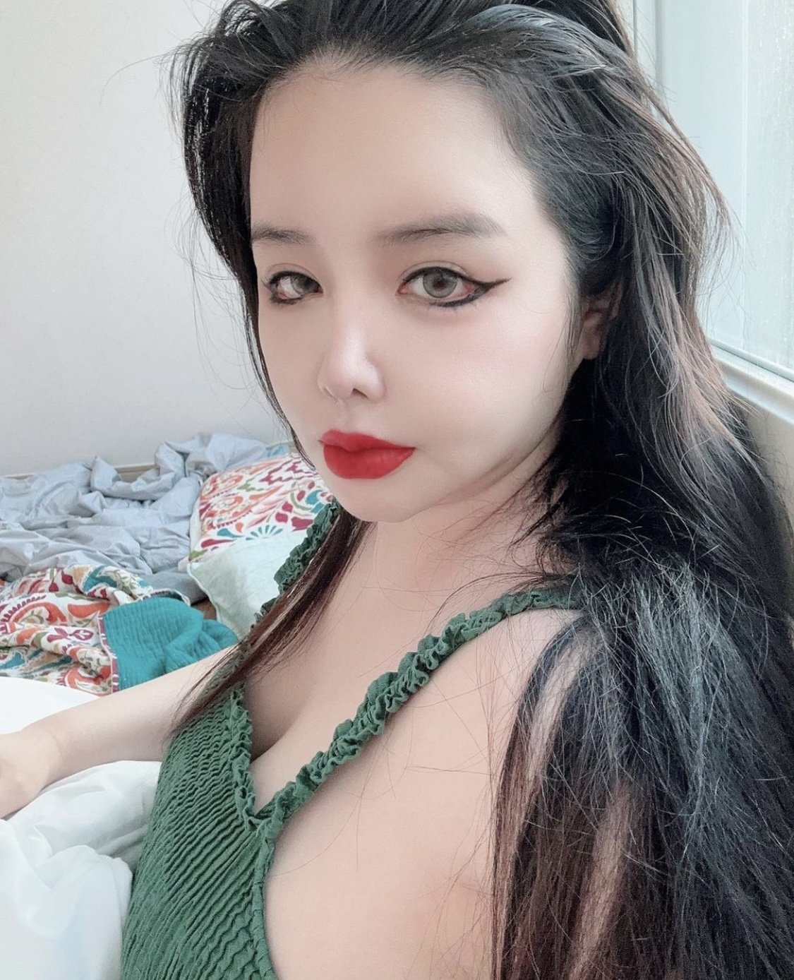 IMG_4367.jpeg 박봄 근황