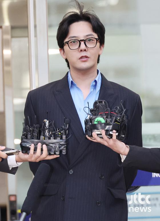 [정보/소식] 지드래곤 측 "머리 빼고 온몸 제모? 명백한 허위사실" 반박 | 인스티즈