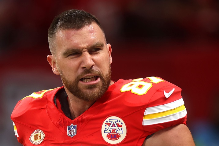 Machine Gun Kelly Offers Travis Kelce $500,000 In Cash To Come Play For ...