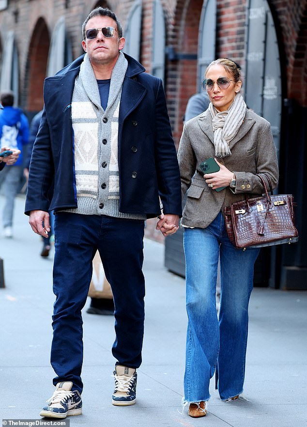 Bennifer Hit By DIVORCE Rumors AGAIN As Jennifer Lopez Steps Out Solo