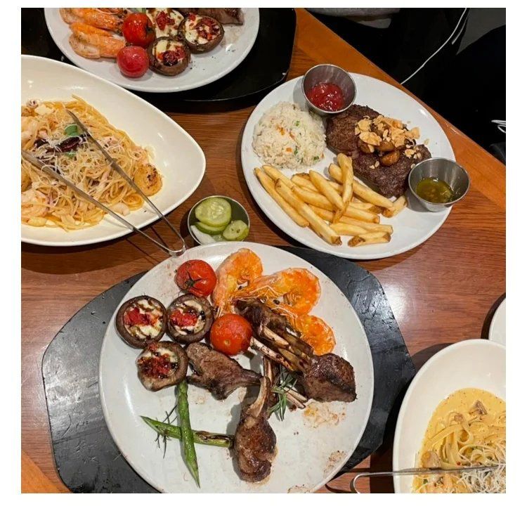 1285016884_mvYzZg5d_iIpLxOGBUy8frlkA.jpg 회식비로 아웃백 처음 가본 4인조