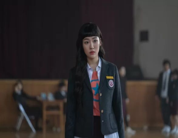 22016_42066_113.jpg 오겜2ㅅㅍ) 미모가 돋보였던 196번 참가자 과거 밝혀짐;;