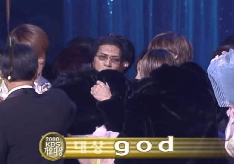 69.png 낭만의 2000년대 초 사진들 100장.jpg