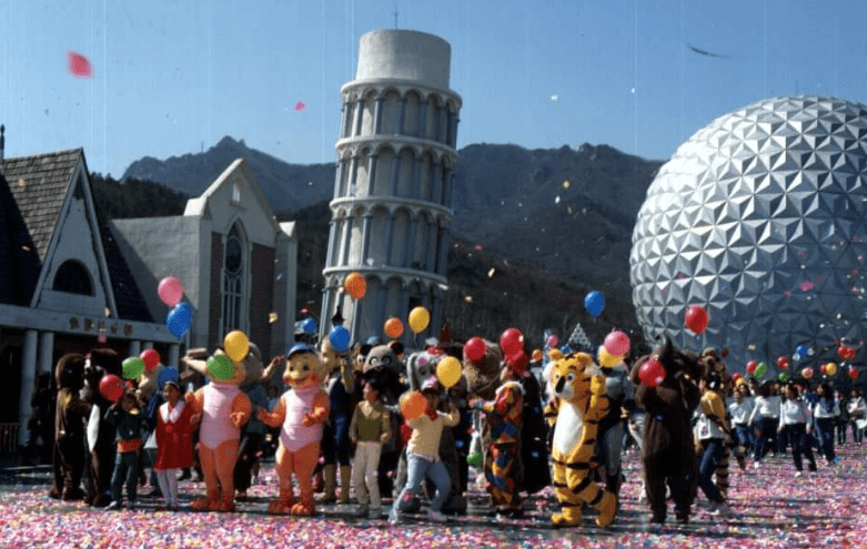 60.png 낭만의 2000년대 초 사진들 100장.jpg