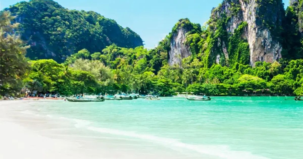 copy of articles thumbnail 1200 x 630 22 7.jpg - Search For Missing Tourist in Popular Holiday Destination Comes to Tragic End After Body Found Floating On Beach