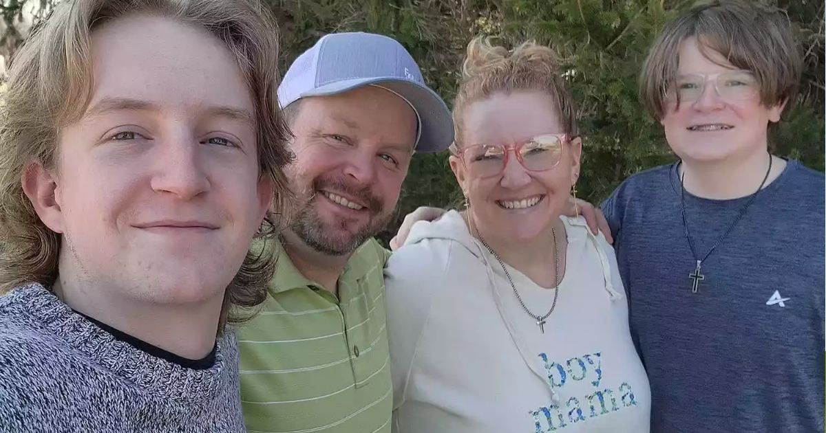 copy of articles thumbnail 1200 x 630 29 4.jpg - Nebraska Dad FATALLY Stabs Wife and 2 Kids Before Taking His Own Life In Haunting Family Tragedy