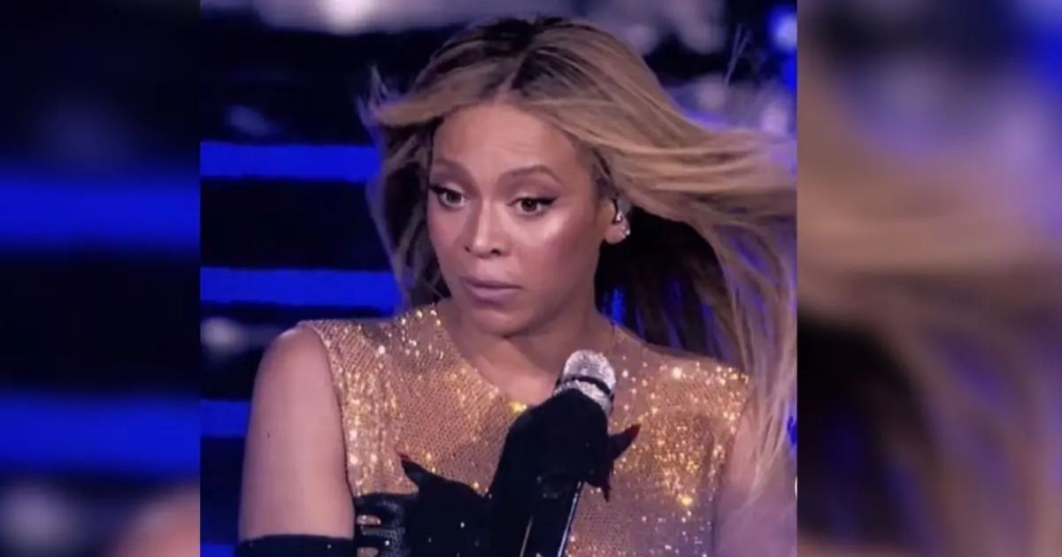 copy of articles thumbnail 1200 x 630 32 1.jpg - Beyoncé Suffers Terrifying Stage Malfunction During Failed Cowboy Carter Tour Leaving Fans in 'Tears'