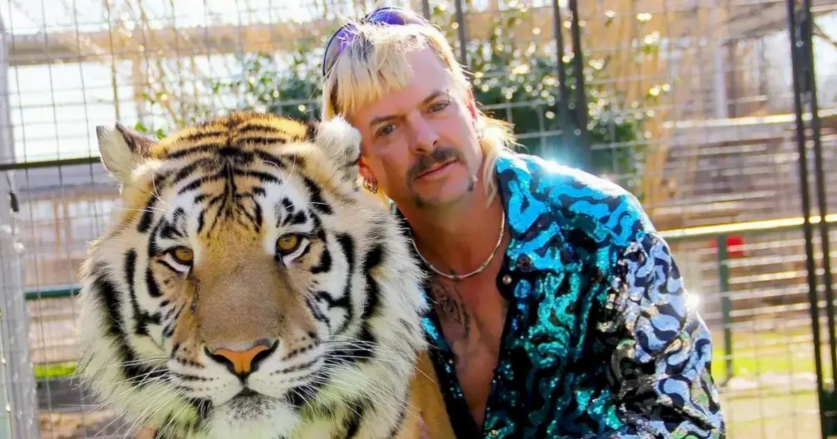 copy of articles thumbnail 1200 x 630 32 3.jpg - Joe Exotic Now Battling Lung AND Prostate Cancer — And Fears Being Torn Away From Mexican Gangbanger Husband If He's Deported