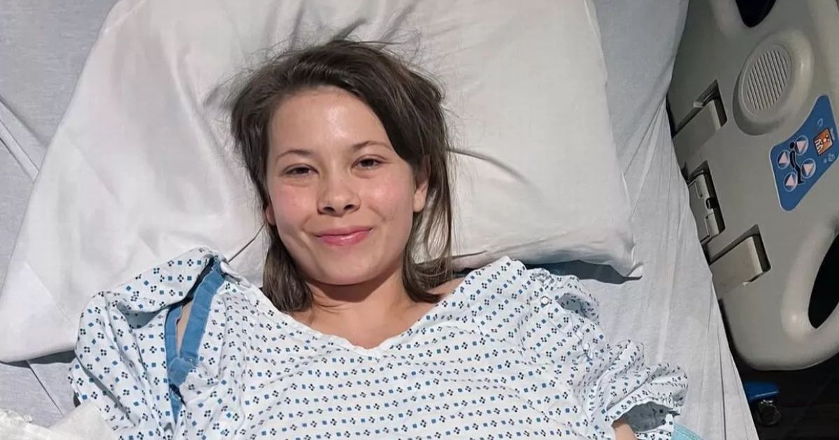 copy of articles thumbnail 1200 x 630 36 2.jpg - Bindi Irwin Rushed to Hospital by Mother Terri Following Medical Emergency