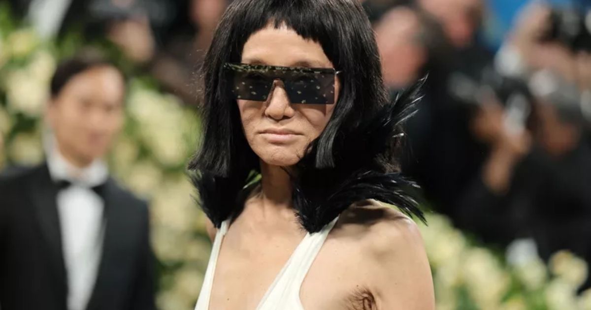 copy of articles thumbnail 1200 x 630 37 2.jpg - ‘What Happened to Her?’- Concerns Arise over A-Star Fashion Designer Vera Wang’s Appearance at Met Gala