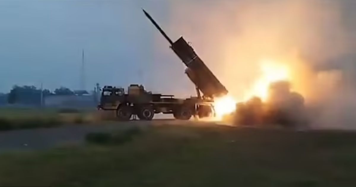 copy of articles thumbnail 1200 x 630 62.jpg - Explosions Heard In Kashmir Just Hours After Pakistan and India Agreed to Trump-Brokered Ceasefire