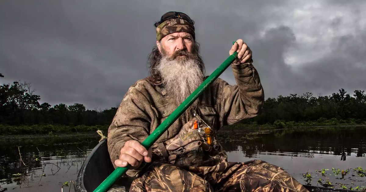 copy of articles thumbnail 1200 x 630 67 2.jpg - Duck Dynasty Star Phil Robertson DEAD
