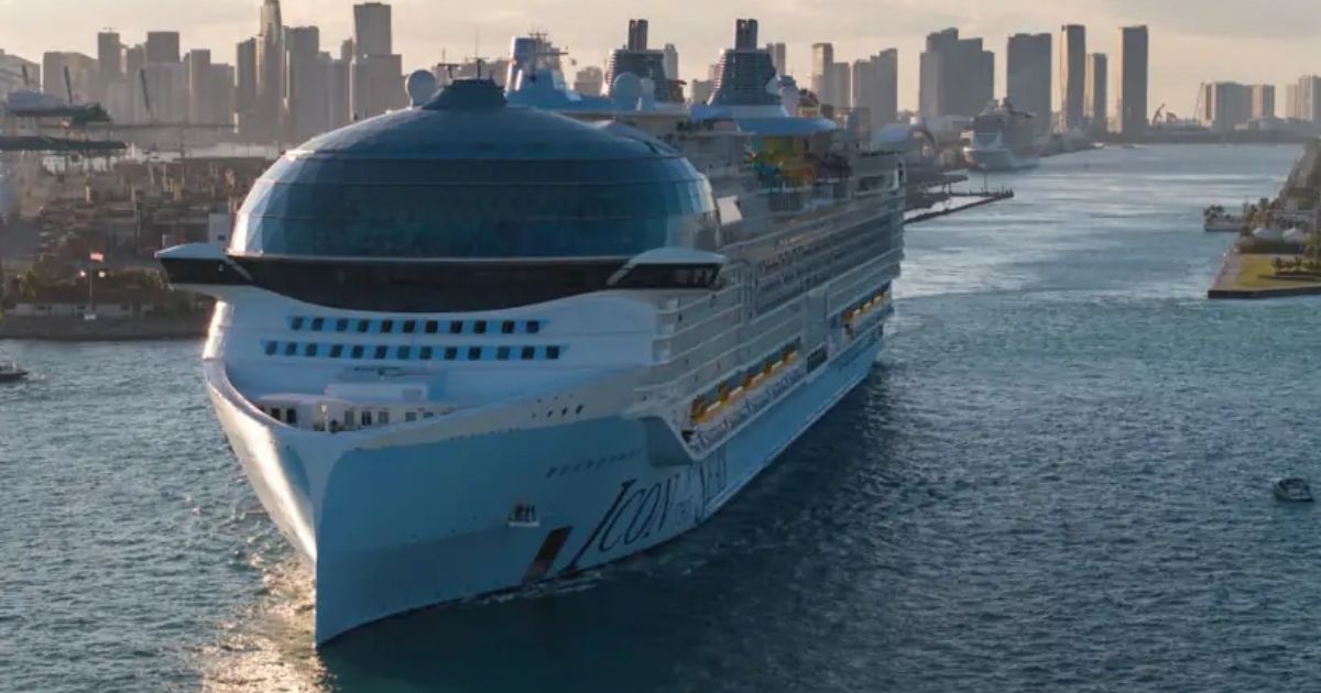 copy of articles thumbnail 1200 x 630 100 14.jpg - Crew Member DEAD after Stabbing Fellow Colleague & Then Falling Overboard on Icon of the Seas Cruise