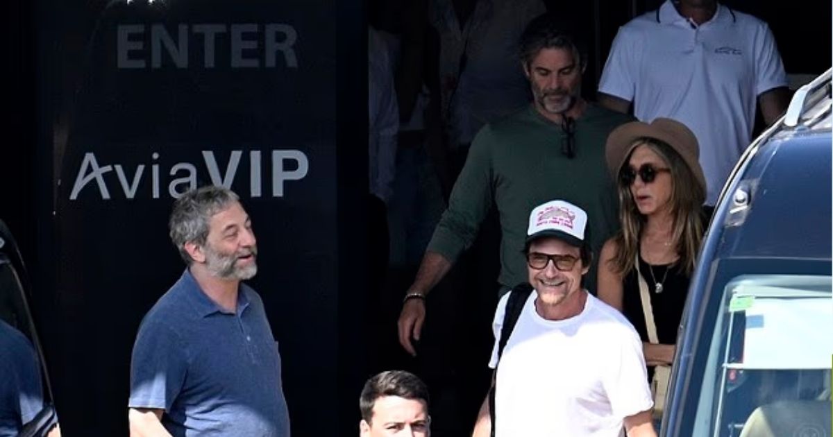 copy of articles thumbnail 1200 x 630 2025 07 08t155708 980.jpg - Jennifer Aniston Goes Public with Handsome HYPNOTIST Who Quietly Cast a Spell On Her Years Ago