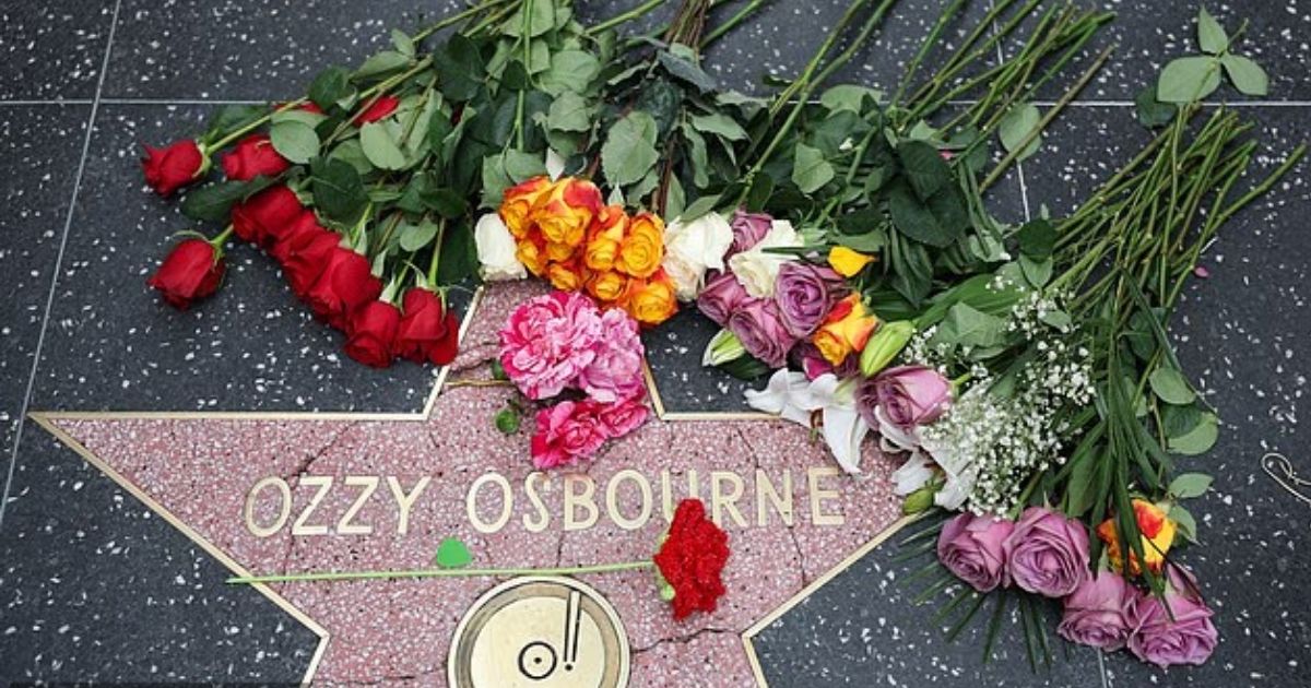 copy of articles thumbnail 1200 x 630 2025 07 23t162148 480.jpg - Sharon Osbourne's haunting tribute to Cosby Show star just hours before Ozzy's death was announced