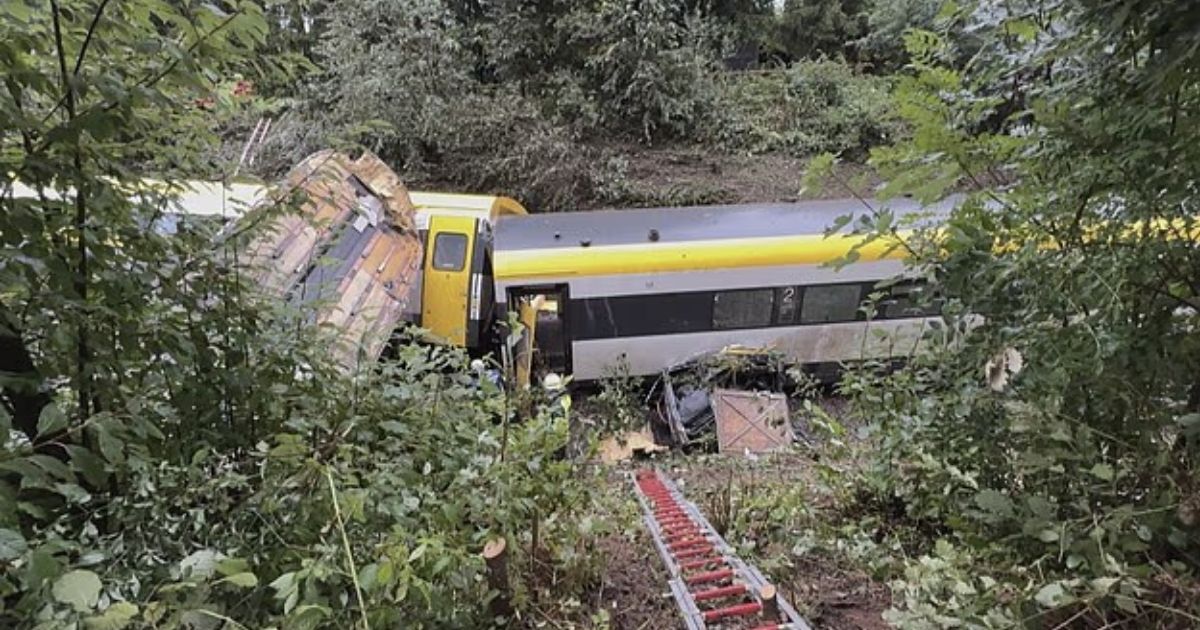 copy of articles thumbnail 1200 x 630 2025 07 28t030556 198.jpg - At Least 4 DEAD & Dozens Injured After Train Crash