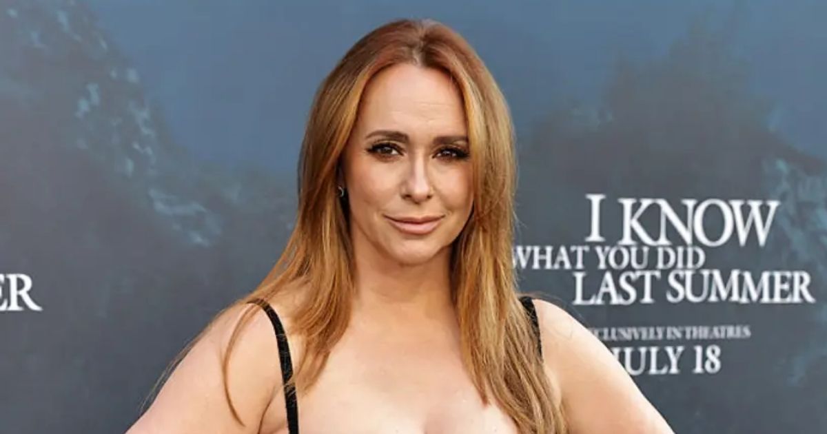 copy of articles thumbnail 1200 x 630 2025 07 29t140745 004.jpg - Jennifer Love Hewitt reveals the heartbreaking incident that sparked her body insecurity