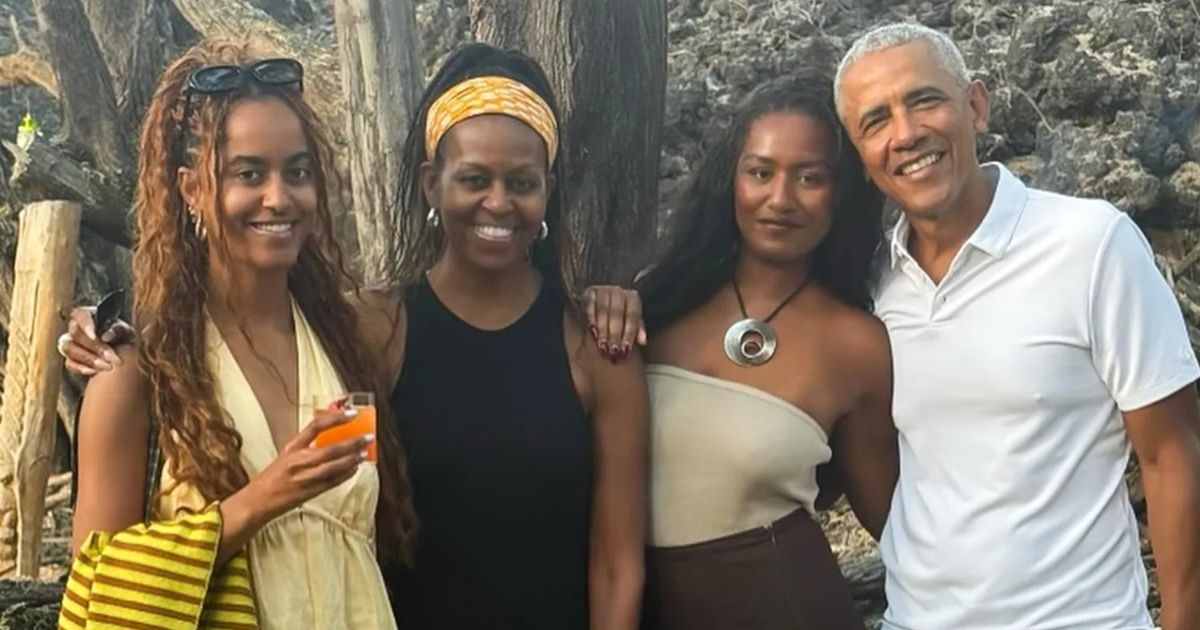copy of articles thumbnail 1200 x 630 98 4.jpg - Barack Obama Jokes Wife Michelle 'Took Me Back' as Duo Fight Off Divorce Rumors