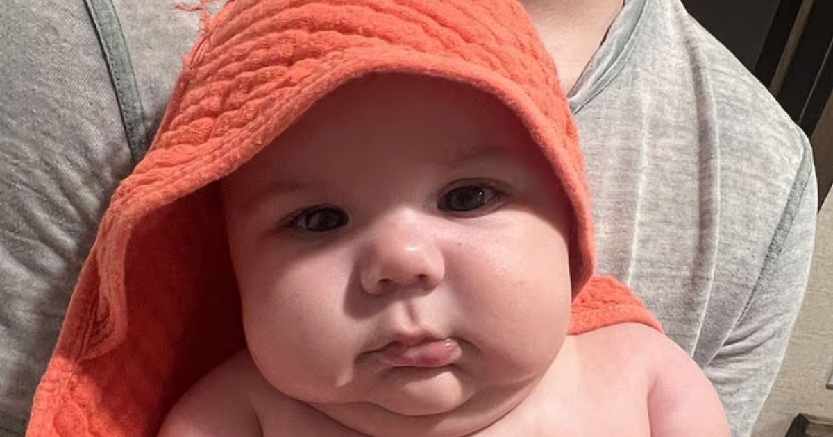 copy of articles thumbnail 1200 x 630 99 3.jpg - “Leave My Baby Alone!”- Mother Faces Backlash Over 'Giant' Four-Month-Old Baby - Who is Already Wearing Clothes Made for Toddlers