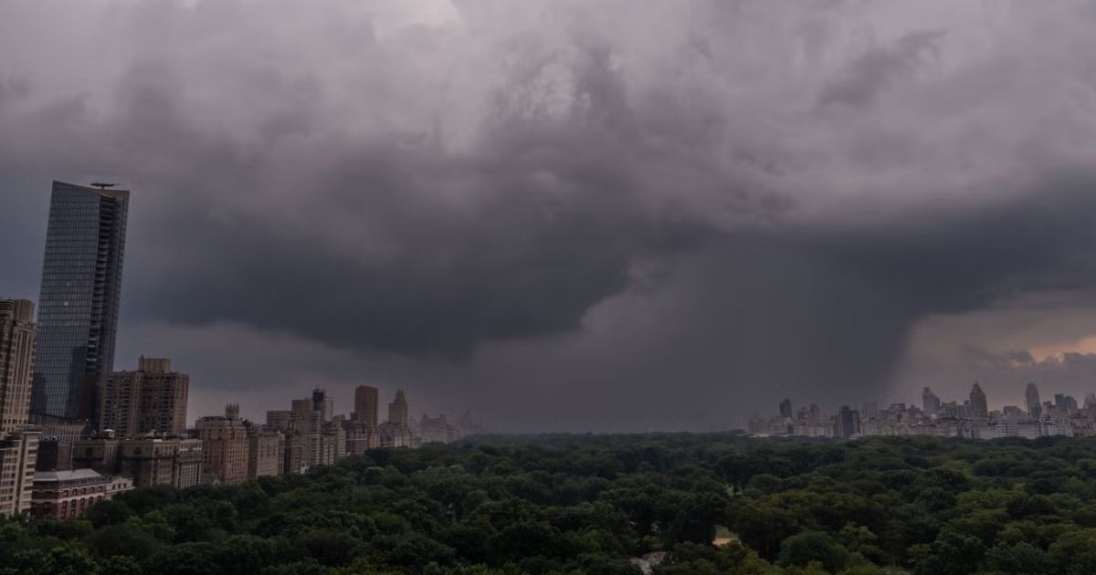copy of articles thumbnail 1200 x 630 2025 08 01t211949 866.jpg - New York & New Jersey Declare ‘State of Emergency’ After Extreme Weather