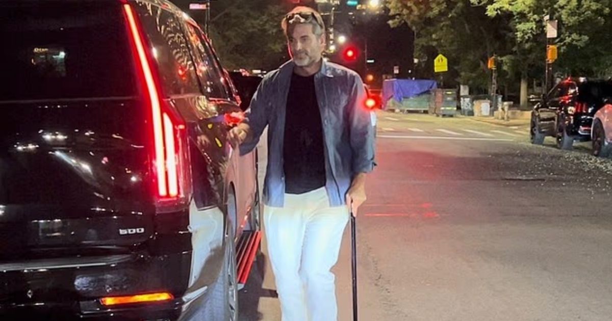 copy of articles thumbnail 1200 x 630 2025 08 06t142953 367.jpg - Jennifer Aniston’s New Man Sparks Concern After He’s Seen Hobbling on Date