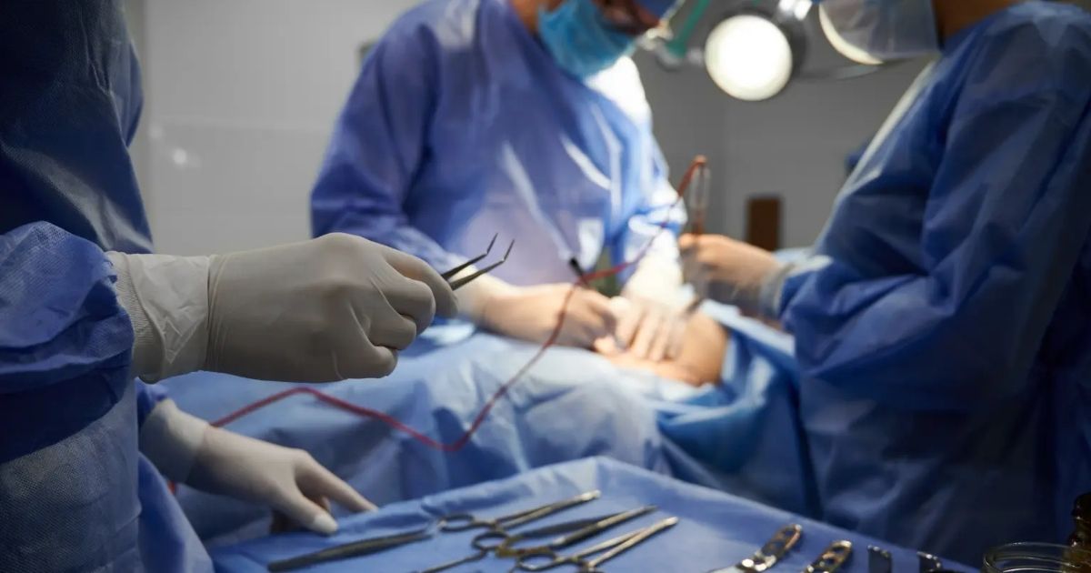 copy of articles thumbnail 1200 x 630 2025 08 07t153010 620.jpg - ‘Model’ who traveled to the Caribbean to get butt implants — and they fell out: ‘My implant was hanging’