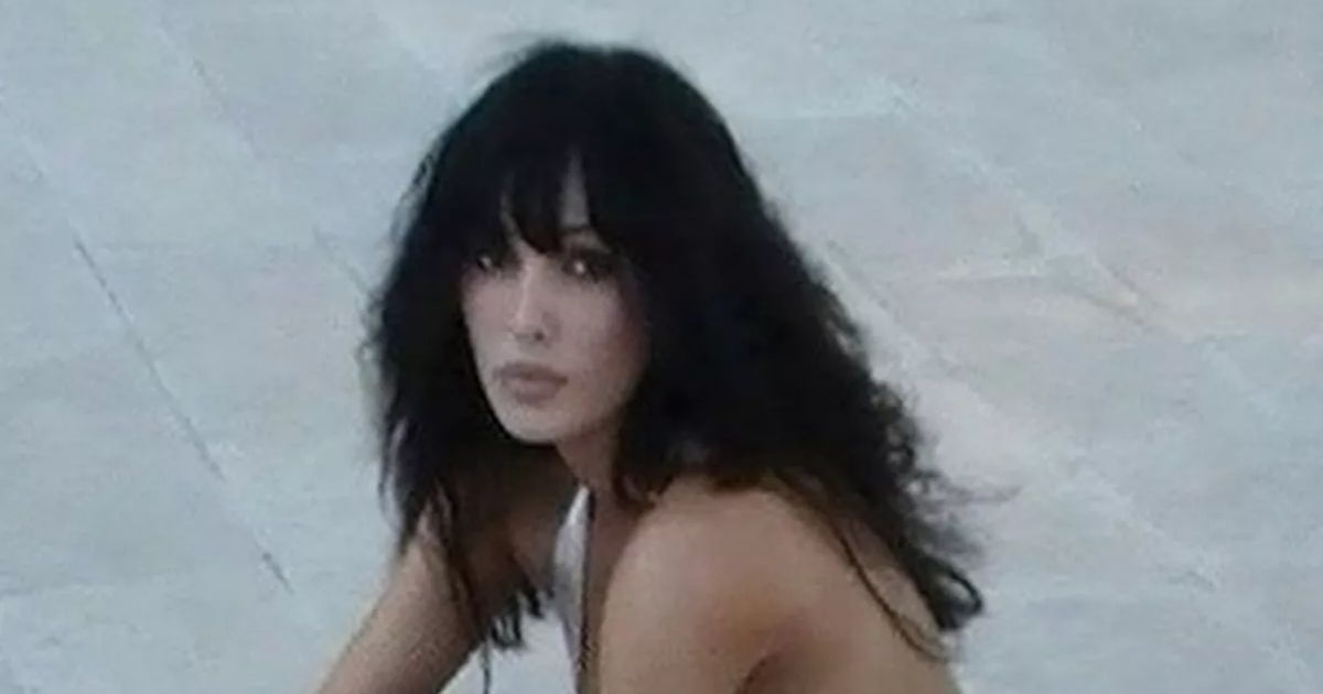 copy of articles thumbnail 1200 x 630 2025 08 13t152227 842.jpg - Bianca Censori gets TRAPPED in a bubble in new Instagram photo shoot