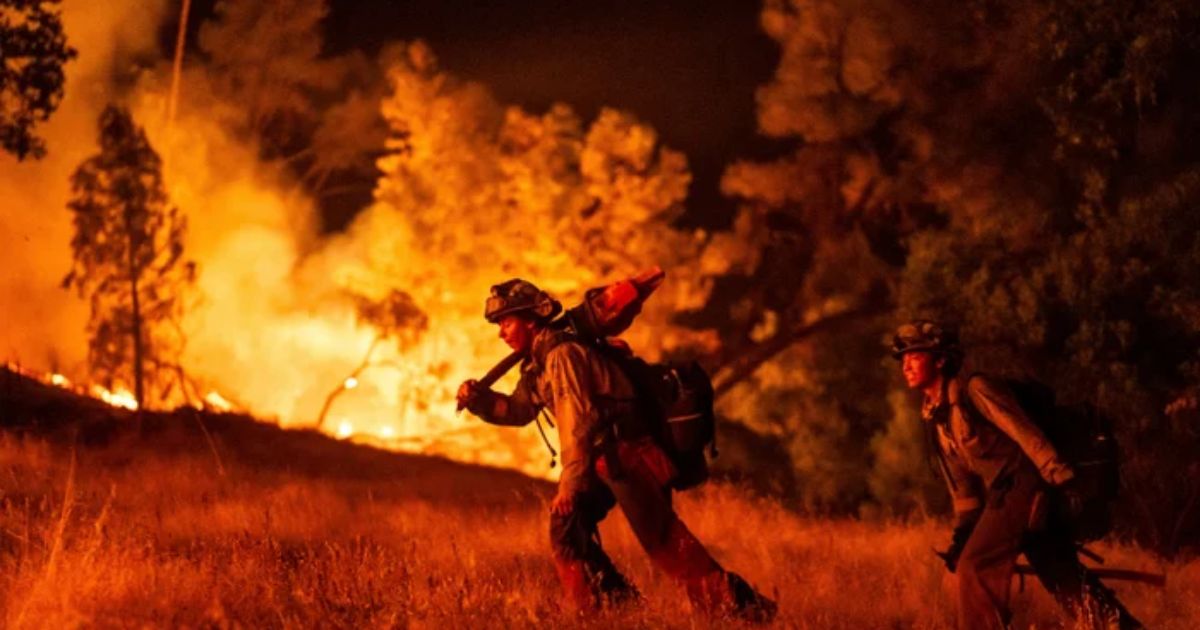 copy of articles thumbnail 1200 x 630 2025 08 25t153047 467.jpg - Wildfires in California and Oregon grow, prompting evacuations and warnings