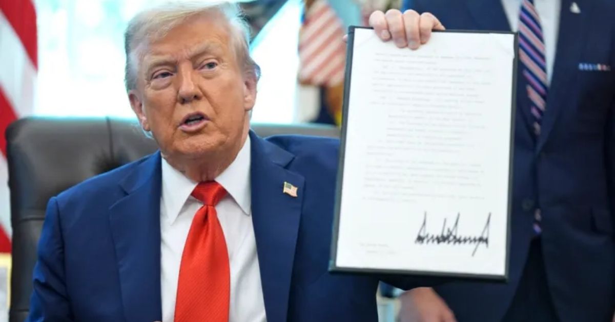 copy of articles thumbnail 1200 x 630 2025 08 26t135108 383.jpg - “America Needed This”- Trump Signs Orders Targeting Cashless Bail & Flag Burning