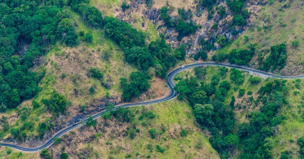 copy of articles thumbnail 1200 x 630 2025 09 05t125337 125.jpg - Passenger Bus Filled with Tourists SKIDS Off Cliff Before Plunging 300m and KILLING 15 People