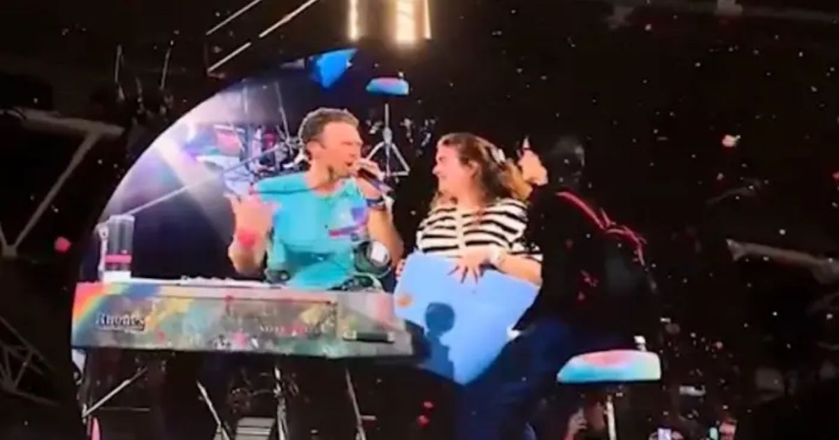 copy of articles thumbnail 1200 x 630 2025 09 08t154234 338.jpg - Coldplay’s Chris Martin blasted after ‘mortifying’ and ‘dehumanizing’ Israeli fans on stage