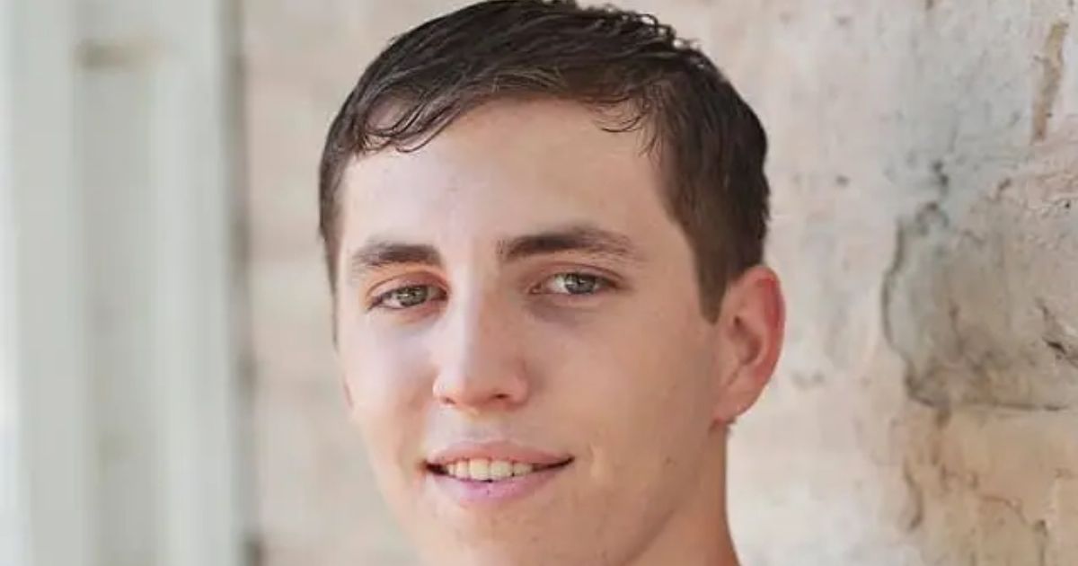 copy of articles thumbnail 1200 x 630 2025 09 12t193334 764.jpg - Tyler Robinson, 22-year-old from Utah, ID’d as Charlie Kirk shooting suspect after father ‘turned him in’