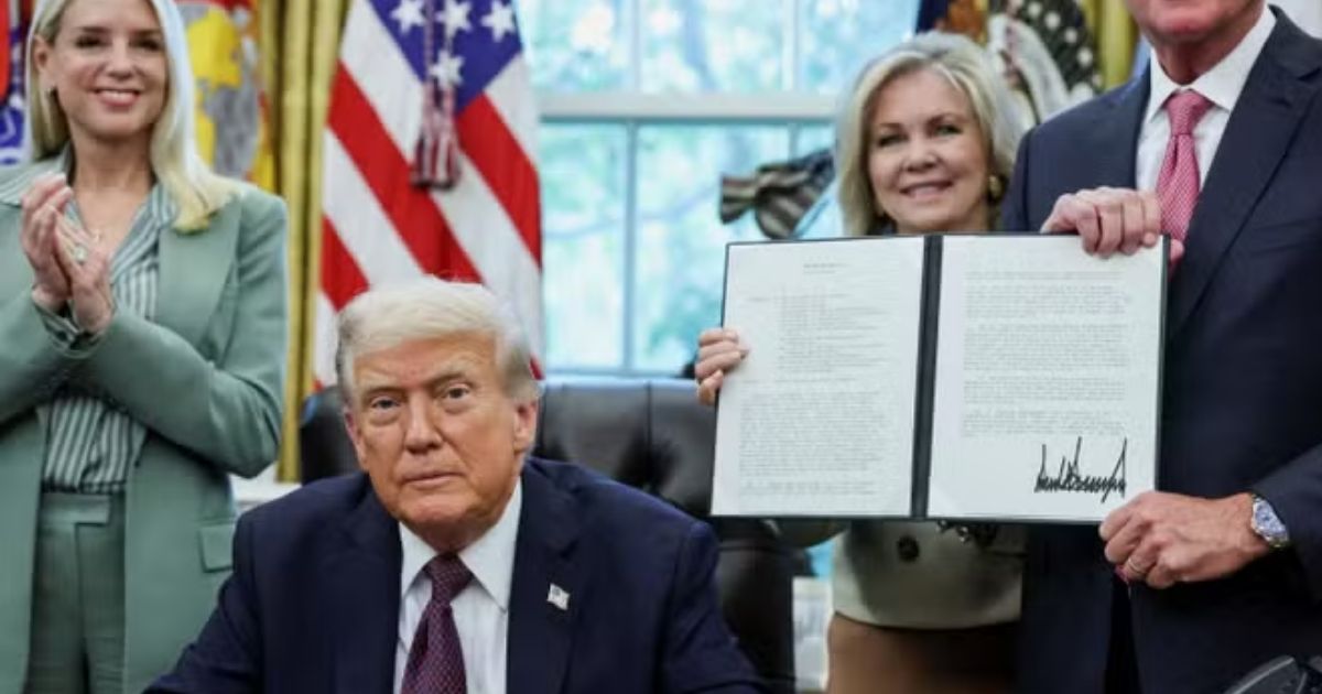 copy of articles thumbnail 1200 x 630 2025 09 16t162012 394.jpg - 'Up to No Good Again!'- Citizens' Outrage After Trump Deploys National Guard, ICE, and Other Agencies to Memphis, Tennessee