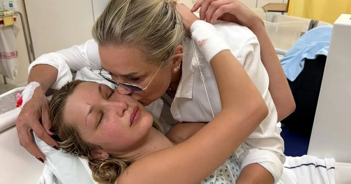 copy of articles thumbnail 1200 x 630 2025 09 19t165140 725.jpg - Yolanda Hadid Describes ‘Helplessness' Seeing Daughter Bella Suffer 'Pain and Unknown Hell' From Paralyzing Condition