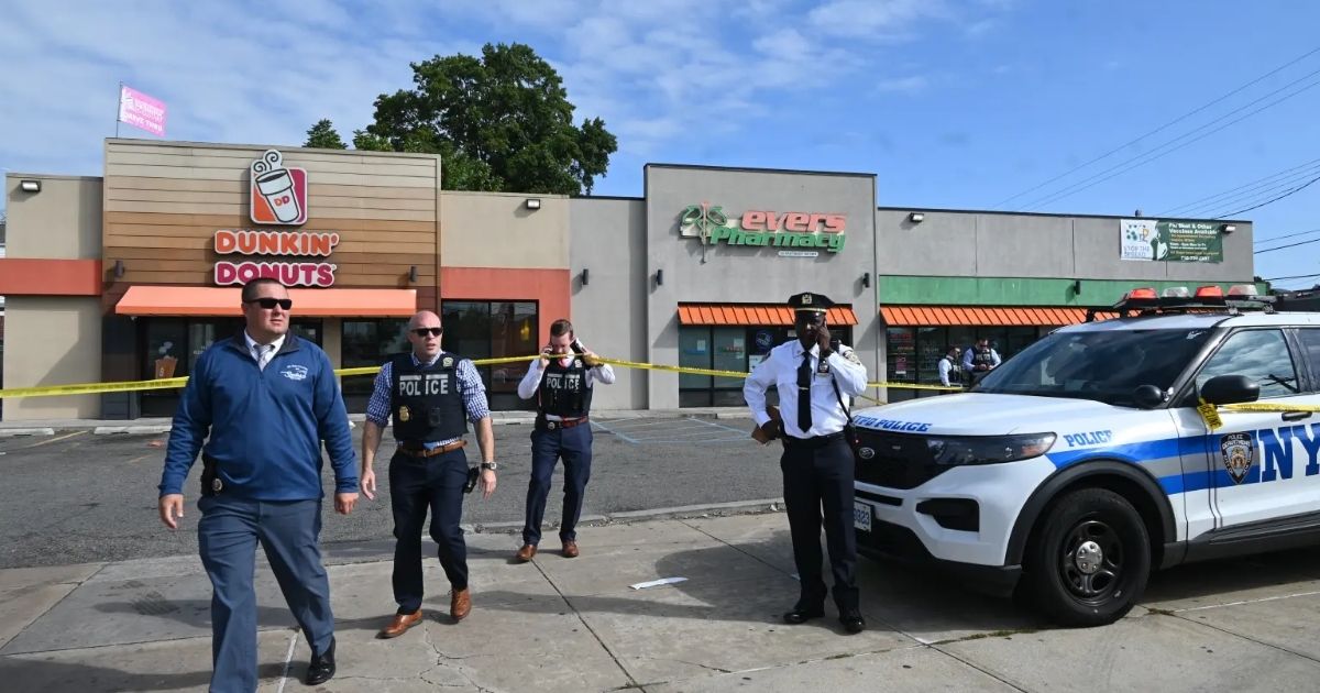copy of articles thumbnail 1200 x 630 99 10.jpg - NYC boy, 13, clinging to life after being shot in head outside Queens Dunkin’ Donuts