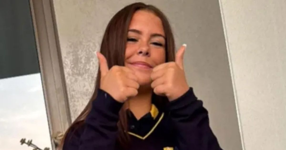 copy of articles thumbnail 1200 x 630 2025 10 13t145101 224.jpg - Girl, 13, Dies After Collapsing at Movie Theater. Her Dad Recalls ‘Screaming, Holding Her Hand’ as EMTs Tried to Save Her