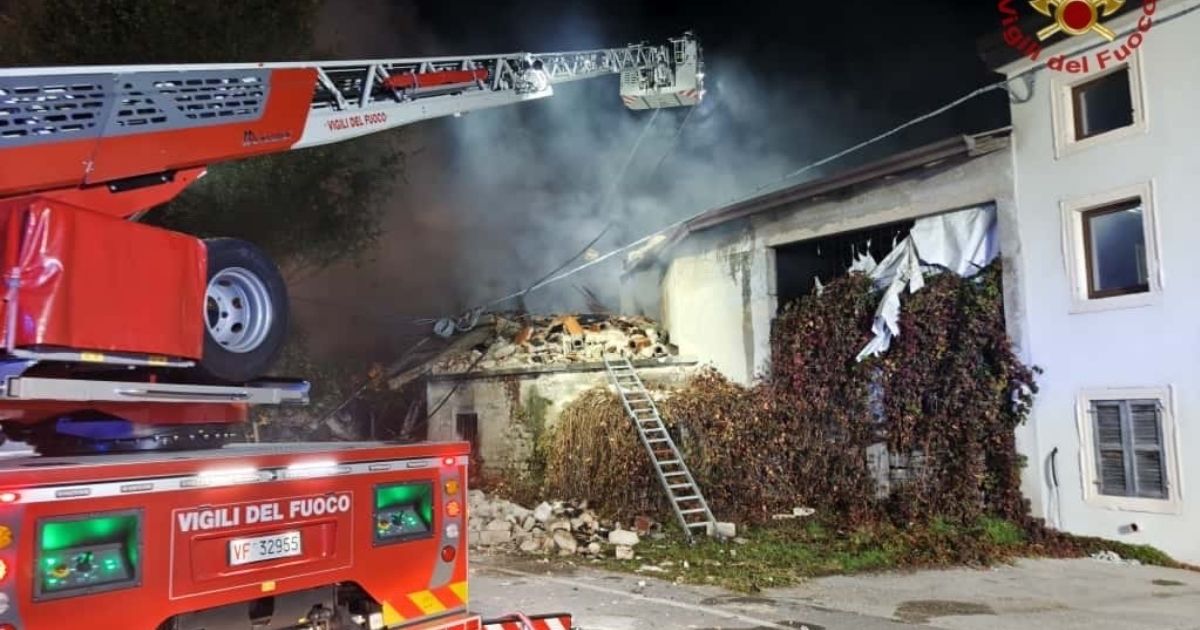 copy of articles thumbnail 1200 x 630 2025 10 14t215147 909.jpg - Three Cops Killed and 15 Injured After Woman Fills House with Gas and Blows It Up