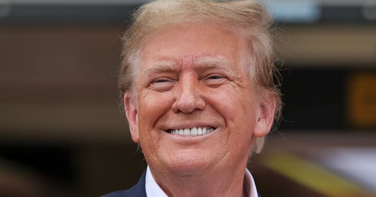 copy of articles thumbnail 1200 x 630 98 16.jpg - Trump Pushes to Put His Own Face on New $250 Bill